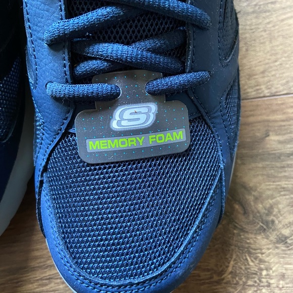 Sketchers memory foam size 10 - Picture 6 of 6